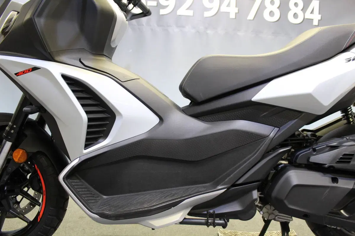 Aprilia SR GT 400 (2026) (17)