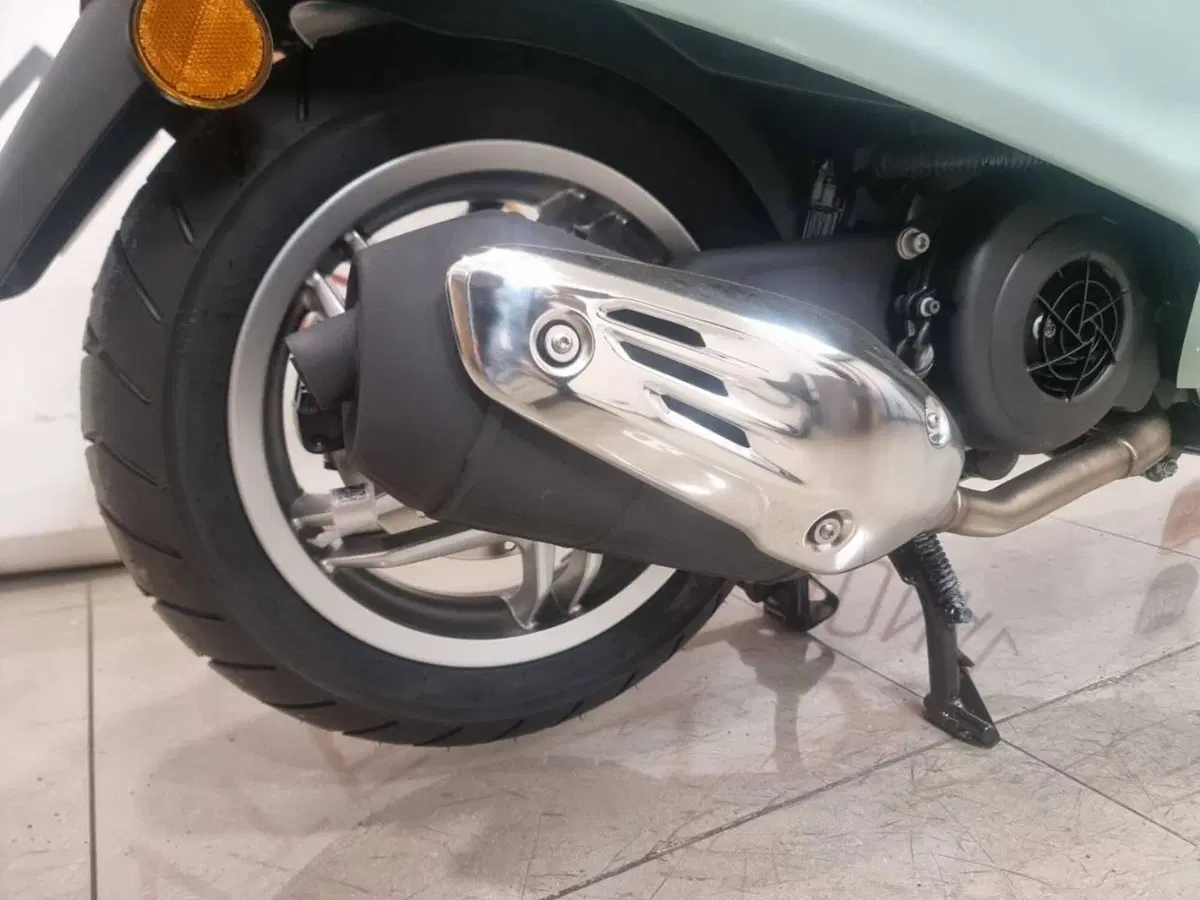Vespa Primavera 150 (2026) (5)