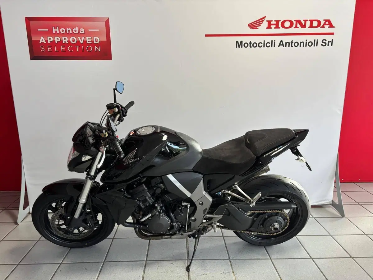 Honda CB 1000 R (2008 - 10) (2)