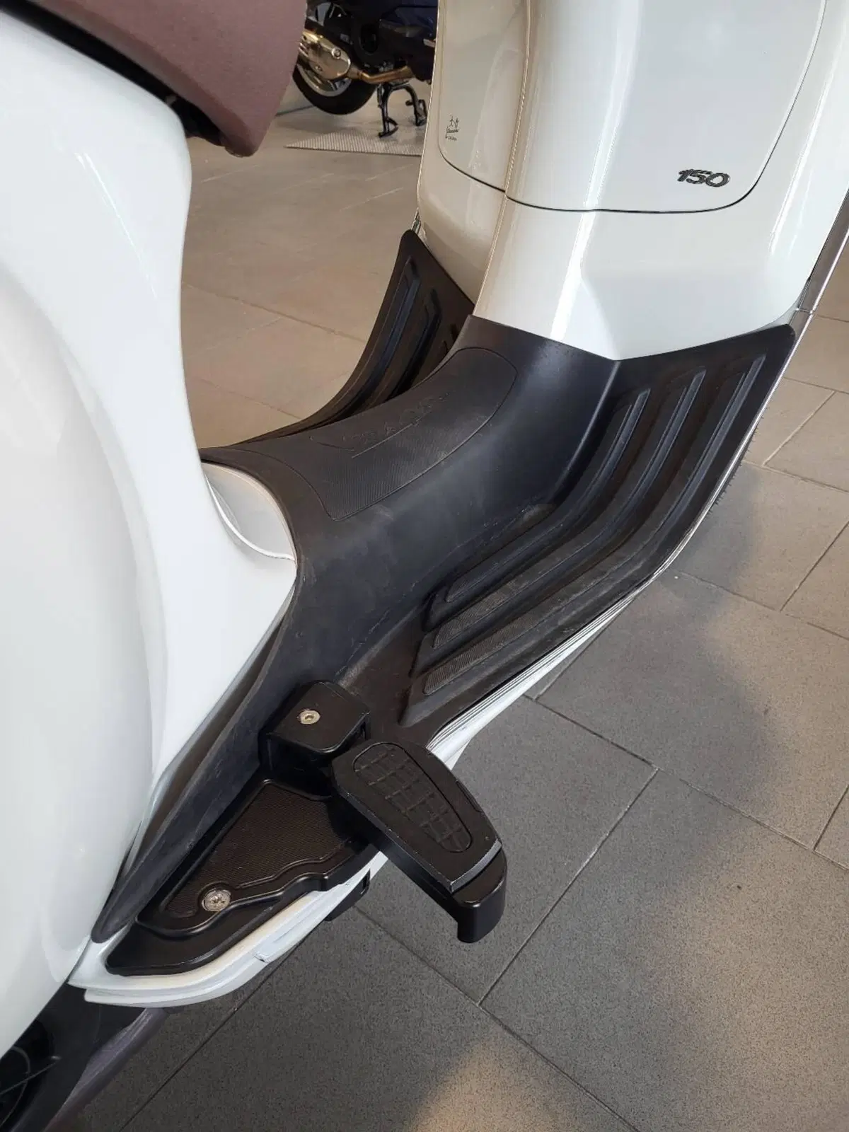 Vespa Primavera 150 (2021 - 23) (5)