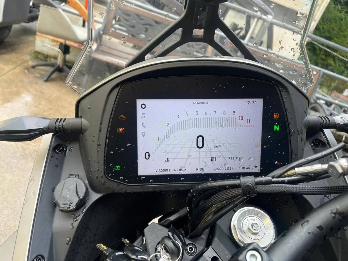 Moto Morini X-Cape 650 (2021 - 26) (3)