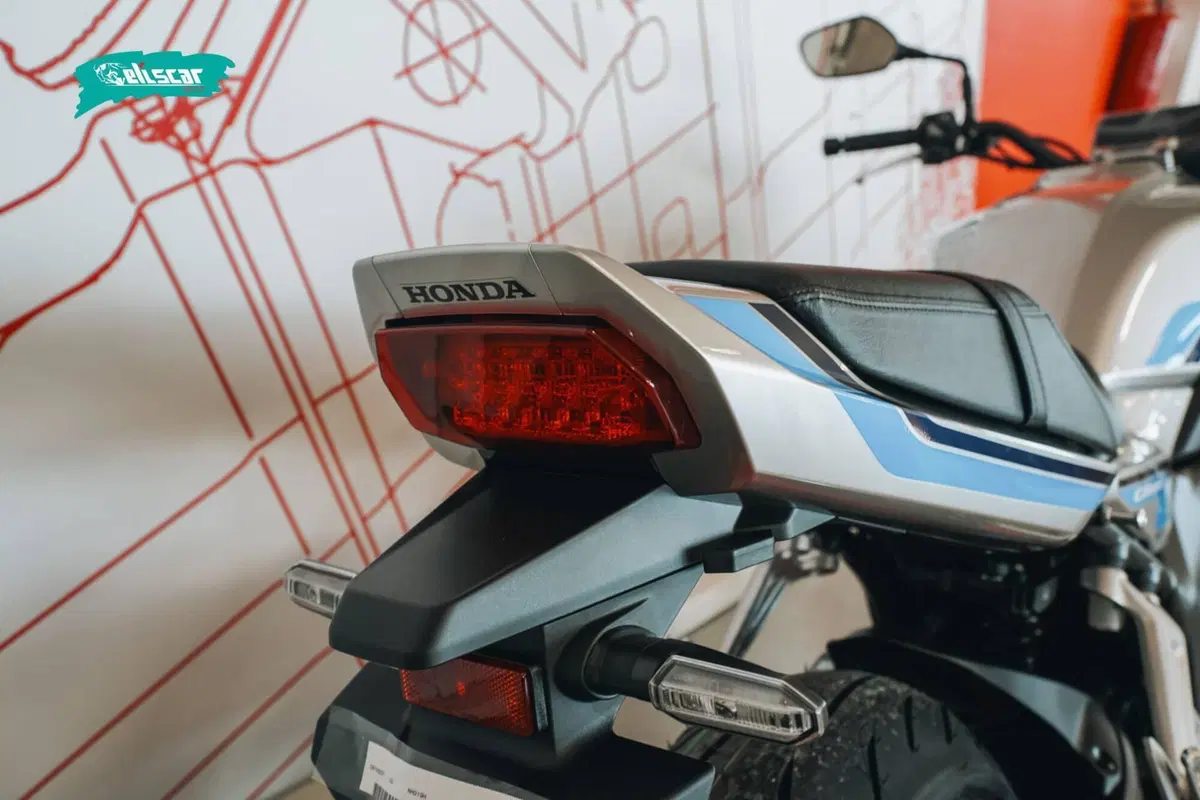 Honda CB 1000 F (2026) (8)