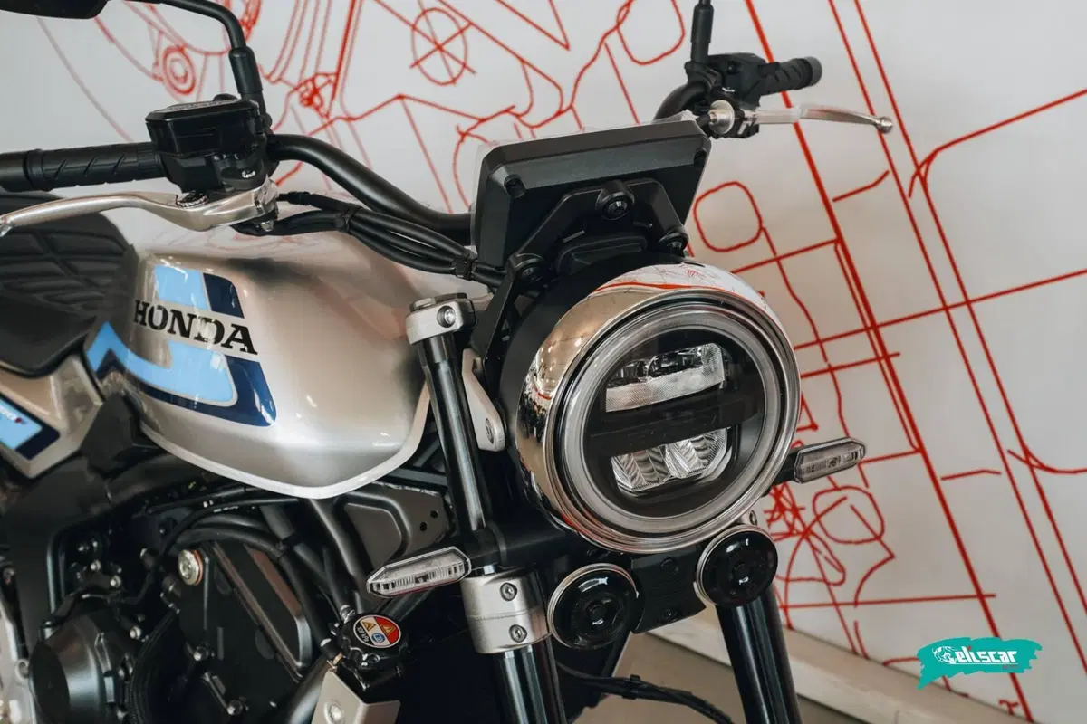 Honda CB 1000 F (2026) (9)