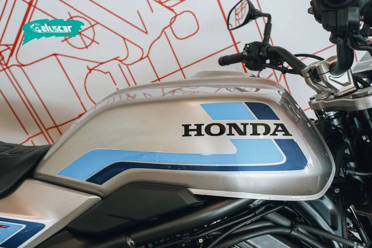 Honda CB 1000 F (2026) (6)