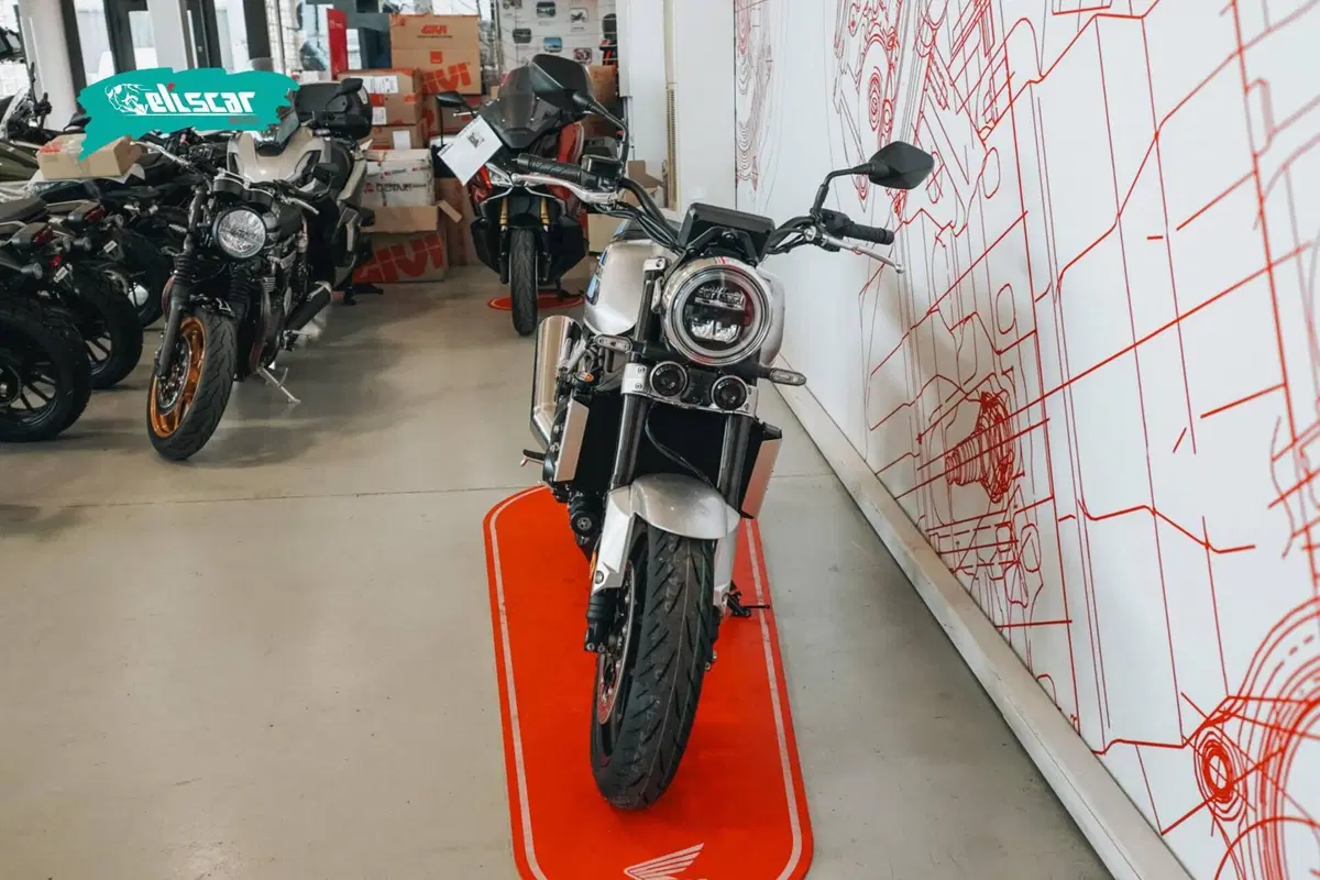 Honda CB 1000 F (2026) (3)