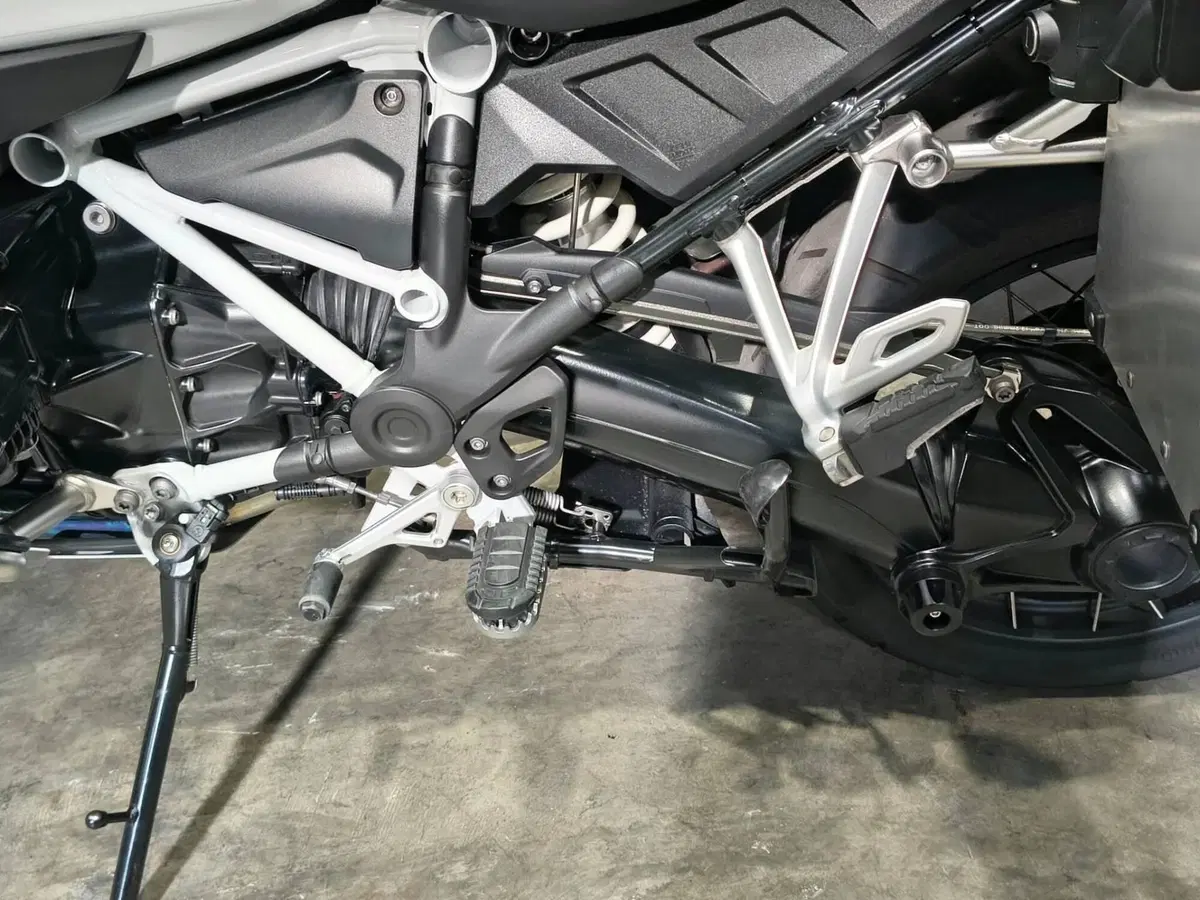Bmw R 1250 GS Adventure (2021 - 24) (7)