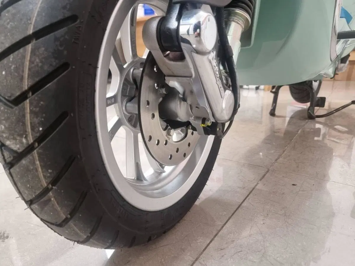 Vespa Primavera 50 (2024 - 25) (7)