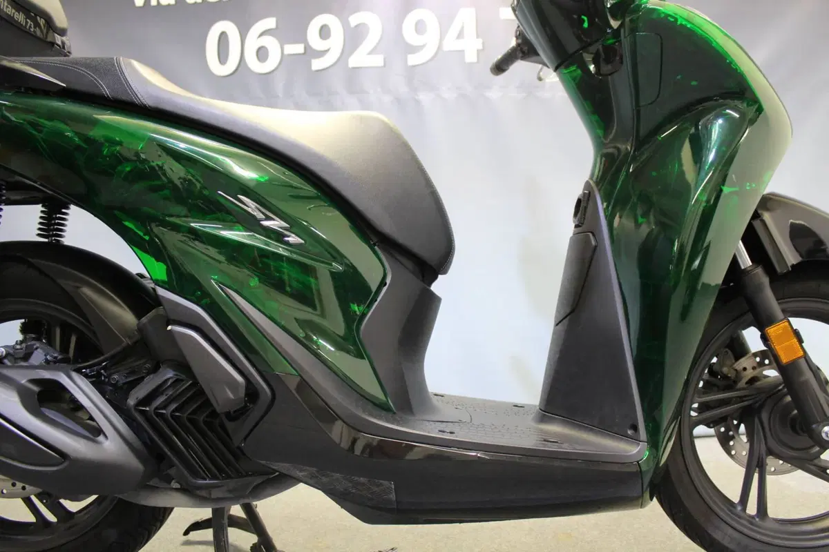 Honda SH 125i Vetro (2024 - 25) (11)