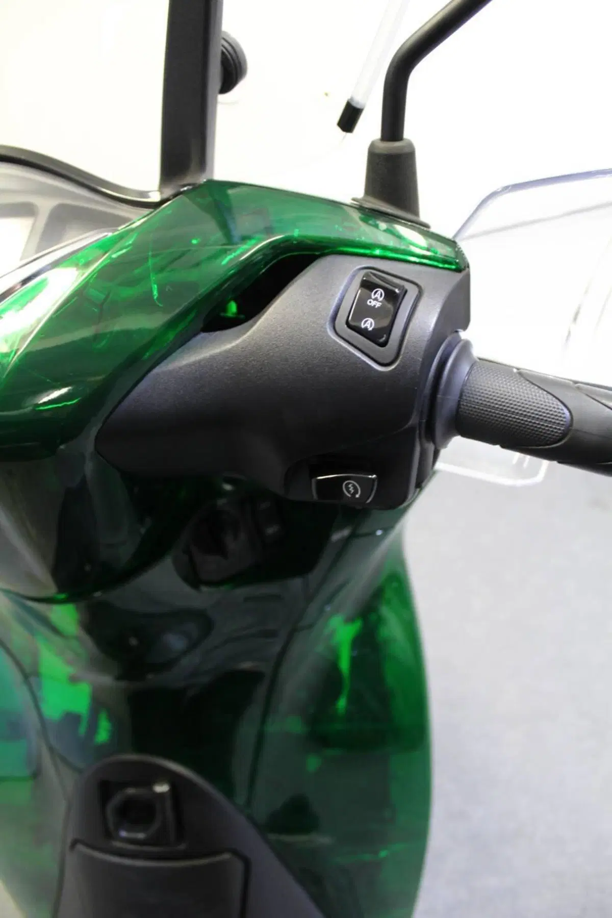 Honda SH 125i Vetro (2024 - 25) (13)