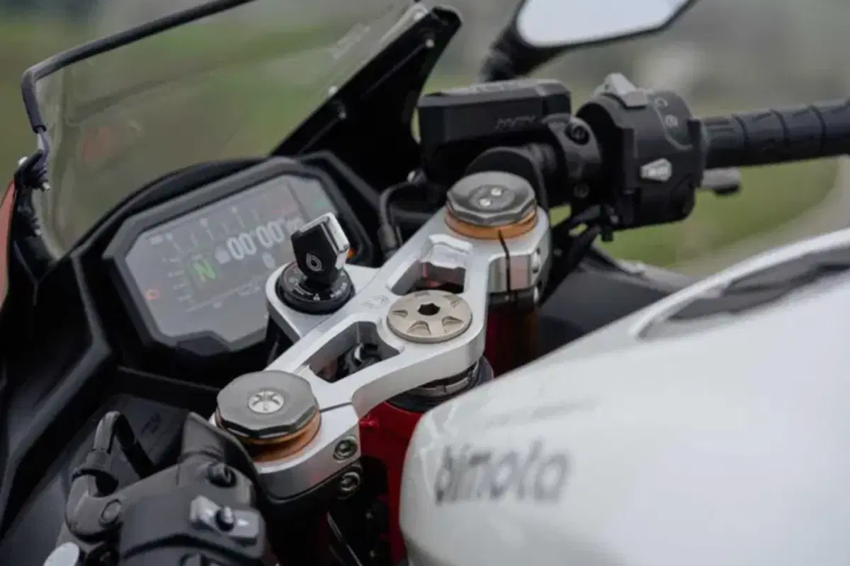 KB399: la piccola Bimota debutta a dicembre con la nuova App dedicata