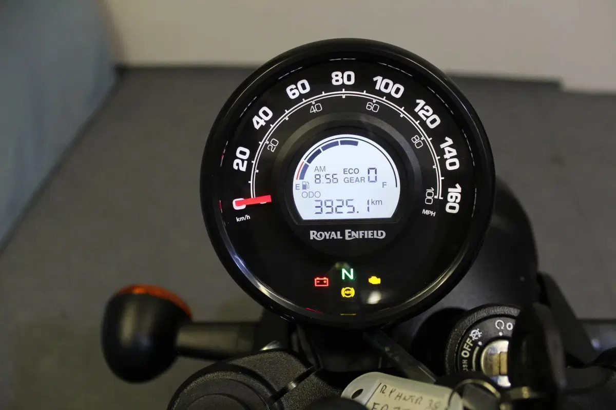 Royal Enfield HNTR 350 (2022 - 26) (3)