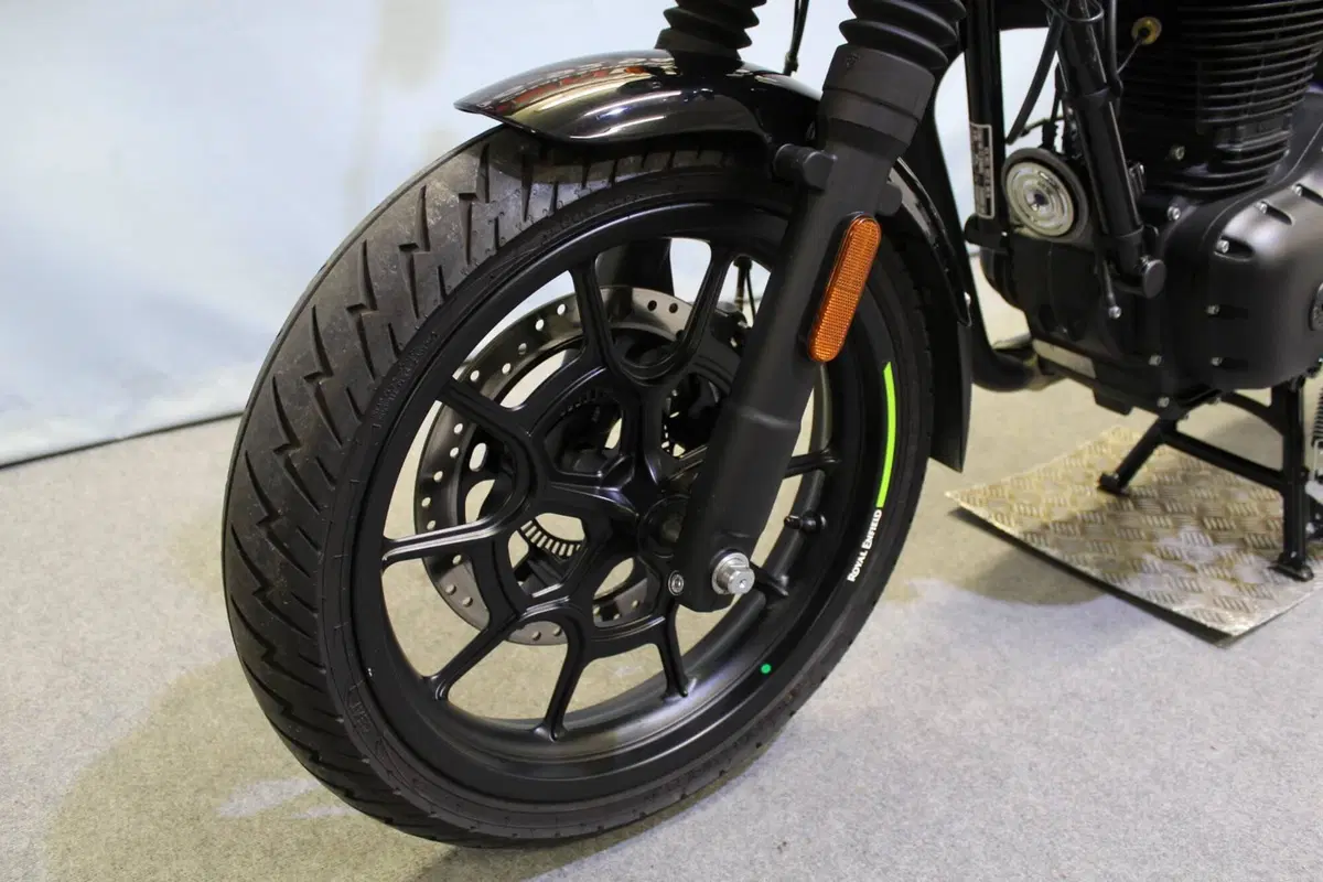 Royal Enfield HNTR 350 (2022 - 26) (13)