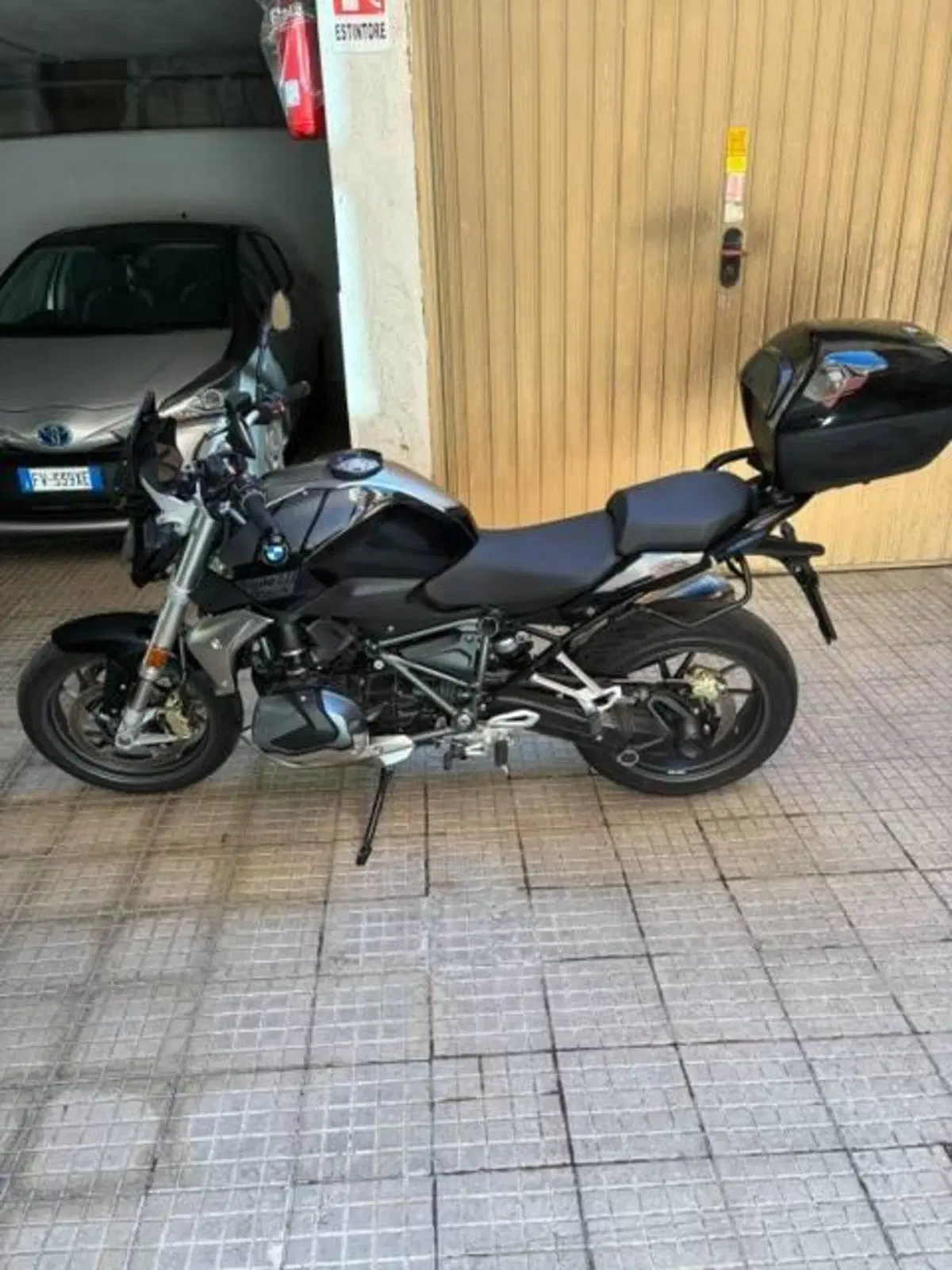 Bmw R 1250 R (2021 - 25) (5)