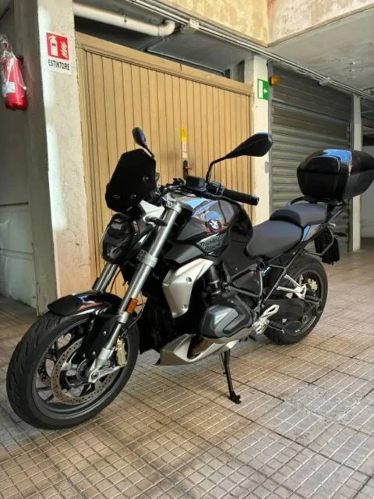 Bmw R 1250 R (2021 - 25) (9)
