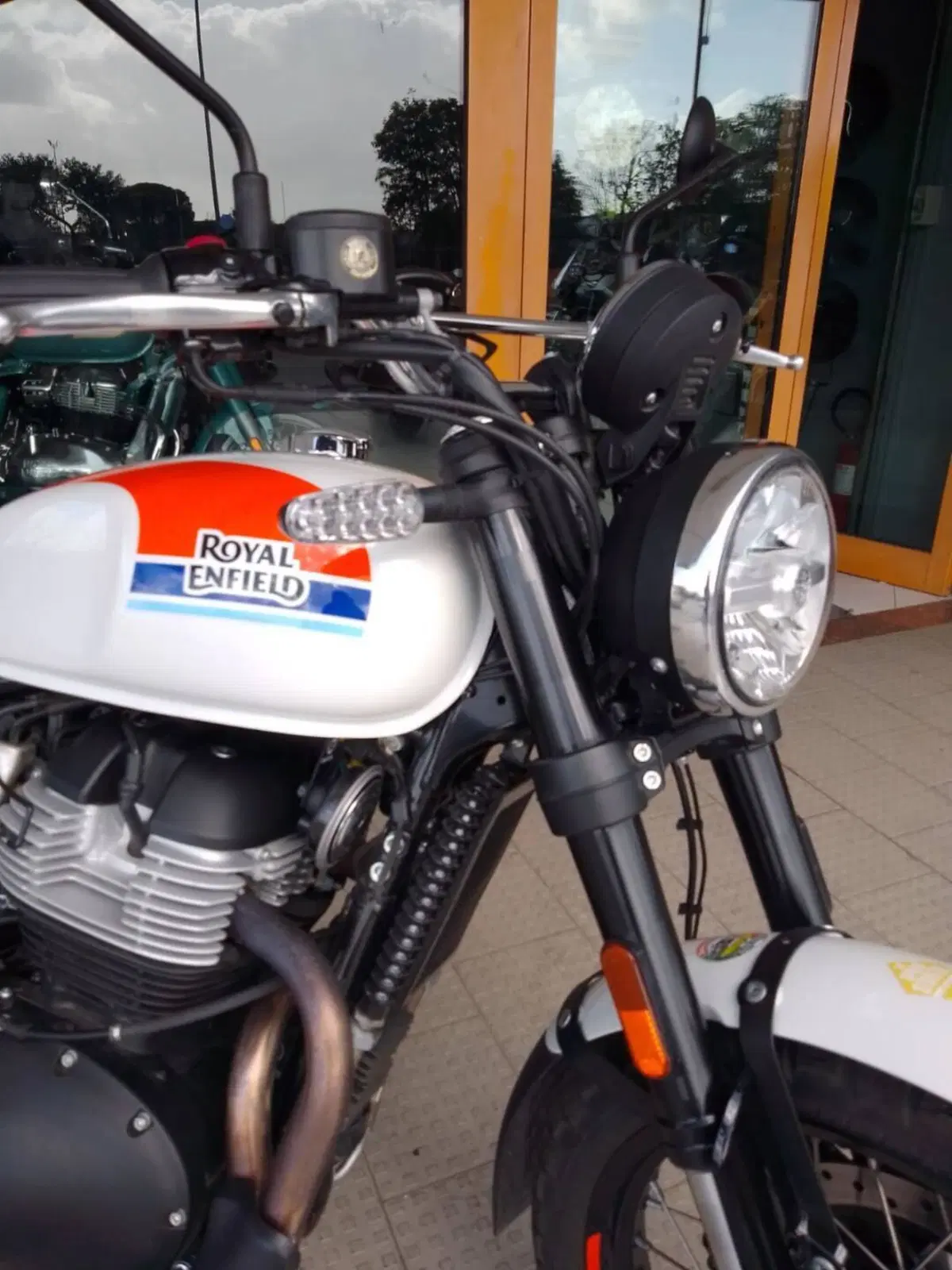 Royal Enfield Bear 650 (2025 - 26) (2)