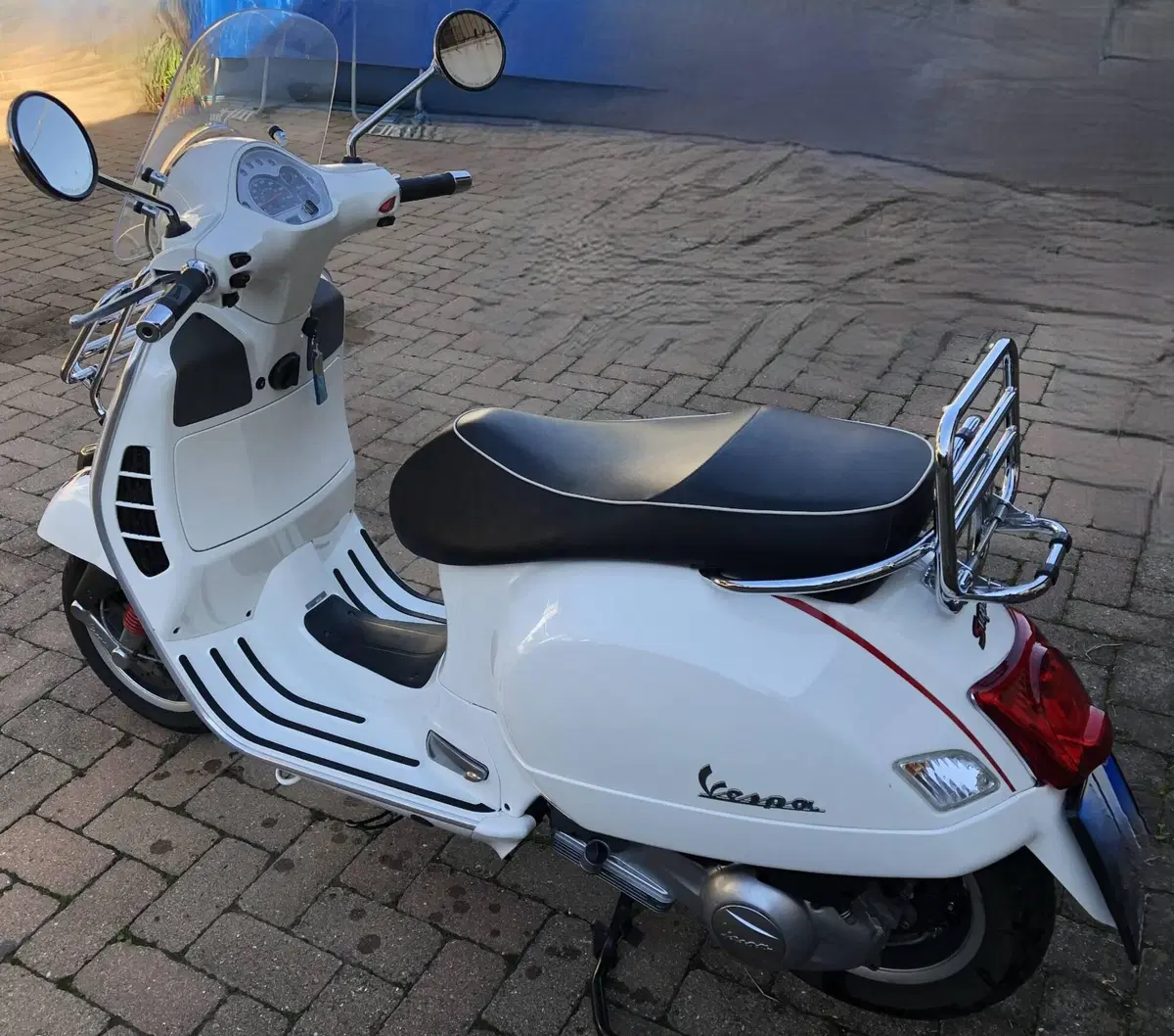 Vespa GTS 300 Super (2008 - 16) (3)