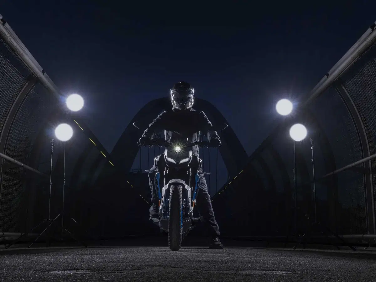 Yamaha svela la nuova generazione della MT-125 per il 2027 (49)