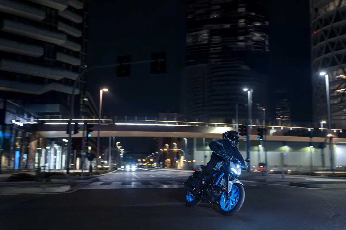 Yamaha svela la nuova generazione della MT-125 per il 2027 (55)