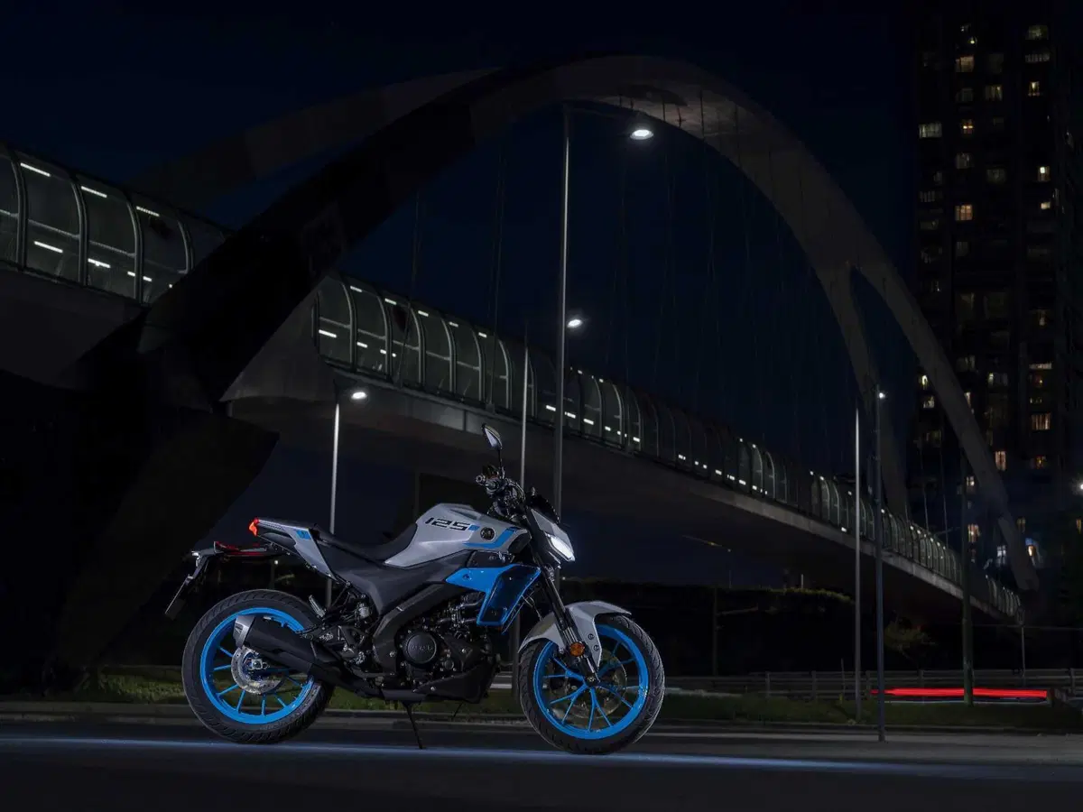 Yamaha svela la nuova generazione della MT-125 per il 2027 (60)