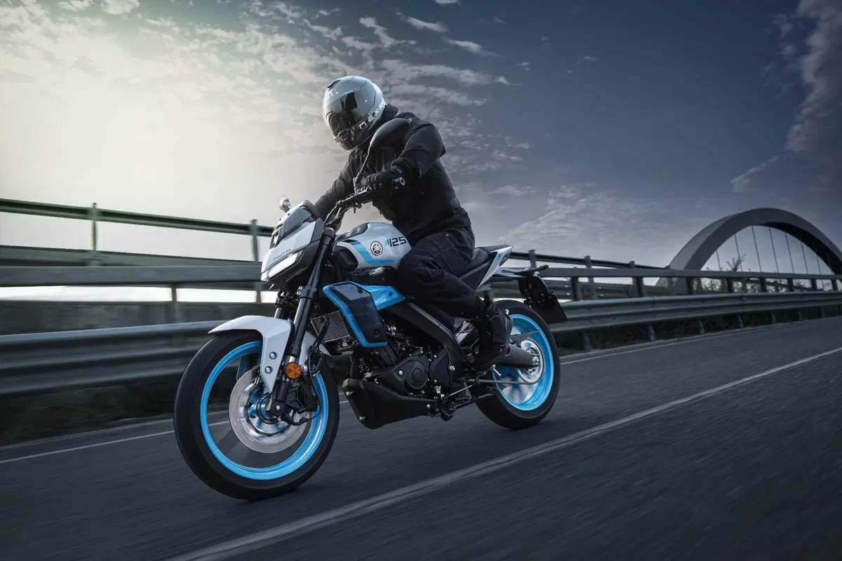 Yamaha svela la nuova generazione della MT-125 per il 2027 (64)