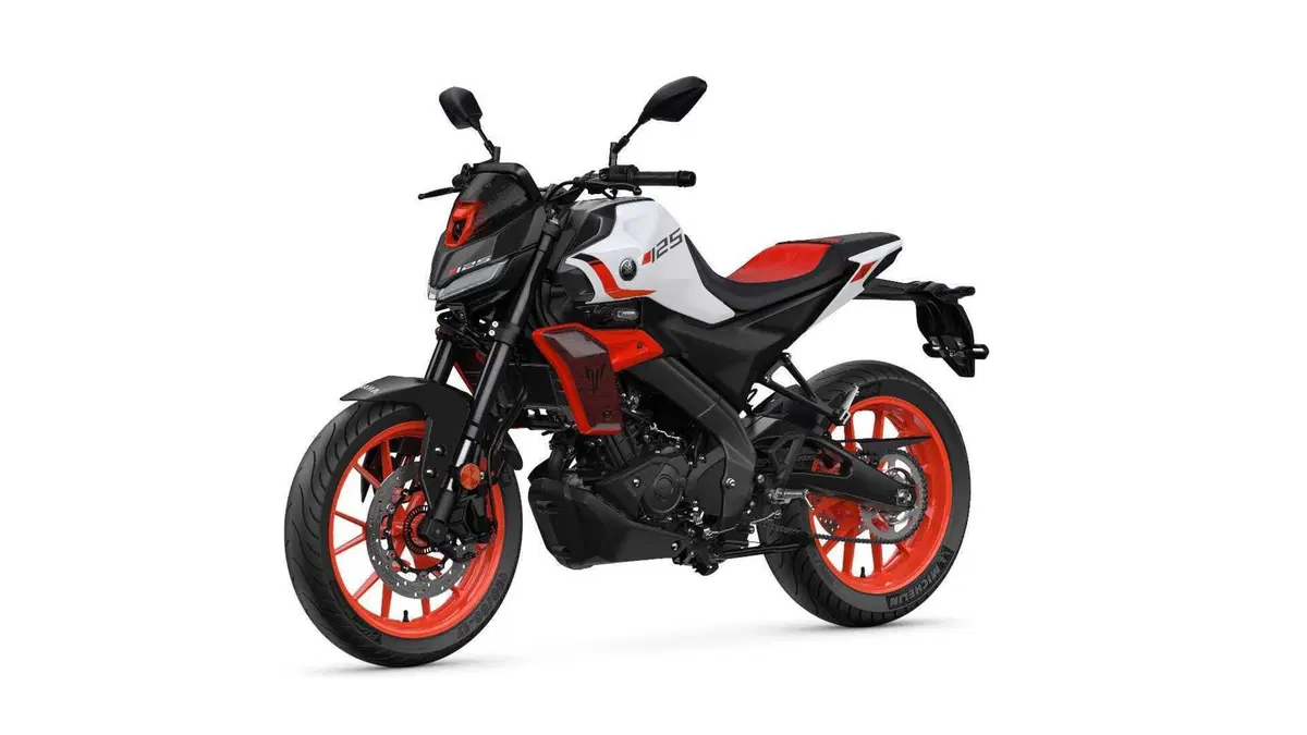 Yamaha svela la nuova generazione della MT-125 per il 2027 (77)