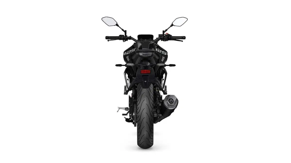 Yamaha svela la nuova generazione della MT-125 per il 2027 (105)