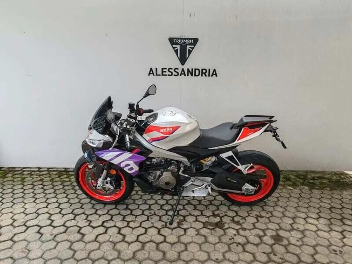 Aprilia Tuono 660 (2021 - 25) (2)