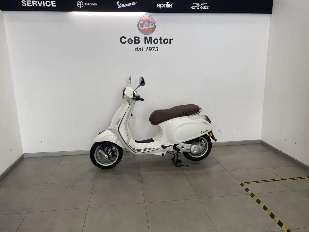 Vespa Primavera 50 (2021 - 23) (4)