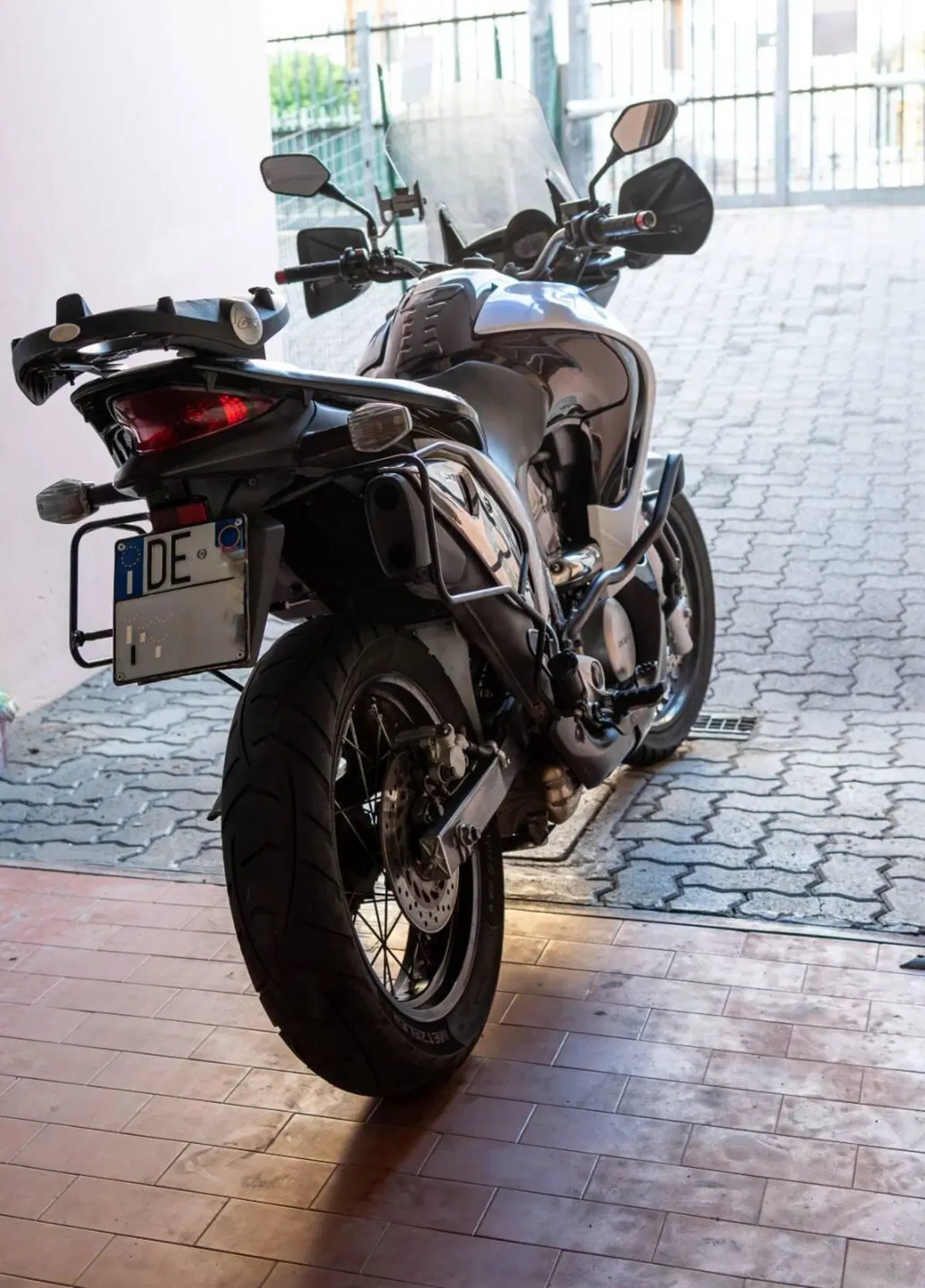 Honda Transalp XL 700 V (2007 - 13) (2)