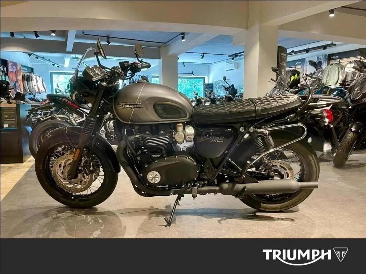 Triumph Bonneville T120 Black (2026) (4)