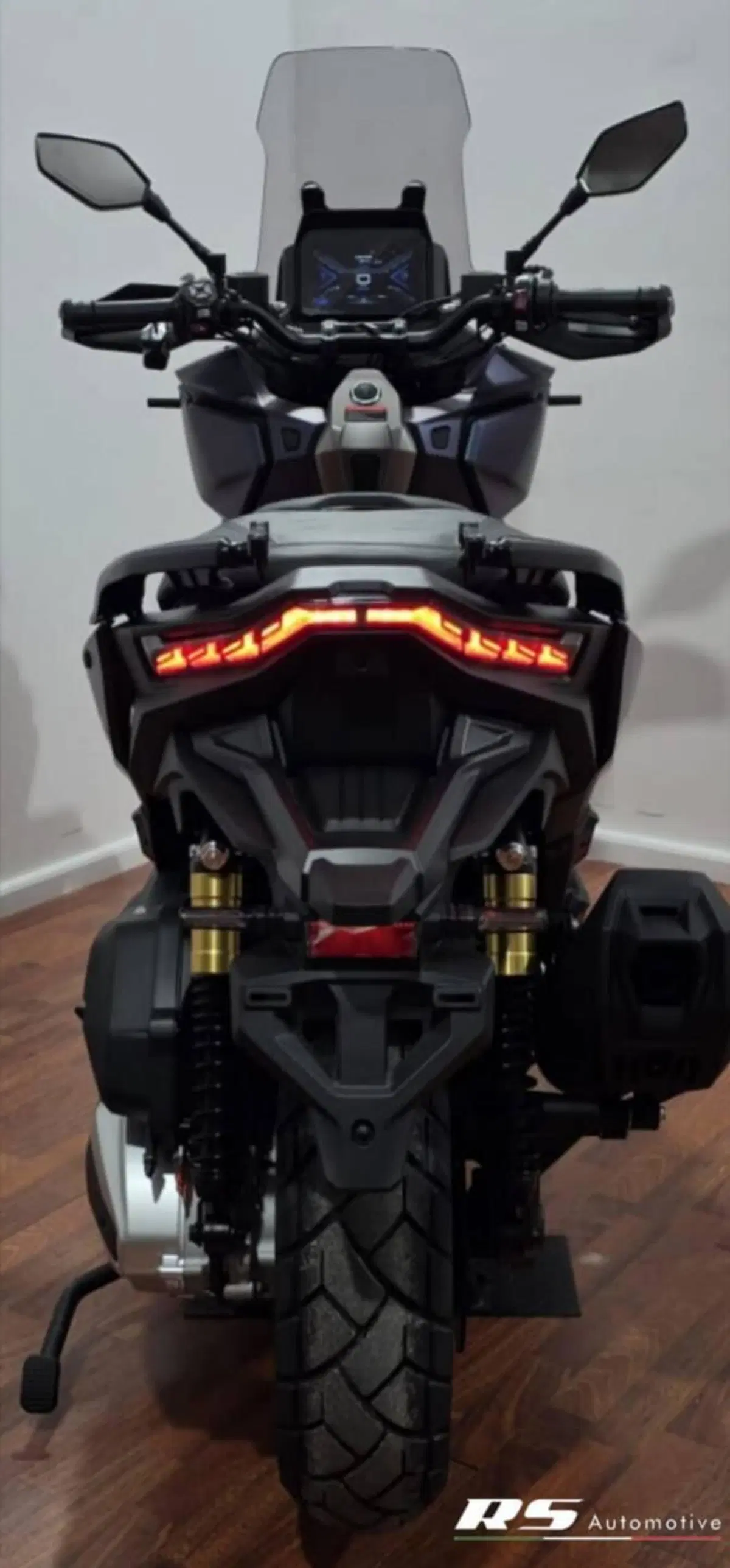 Voge SR450X (2026) (7)