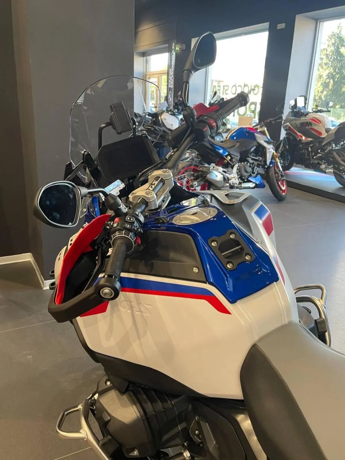Bmw R 1300 GS Adventure Trophy (2025 - 26) (6)