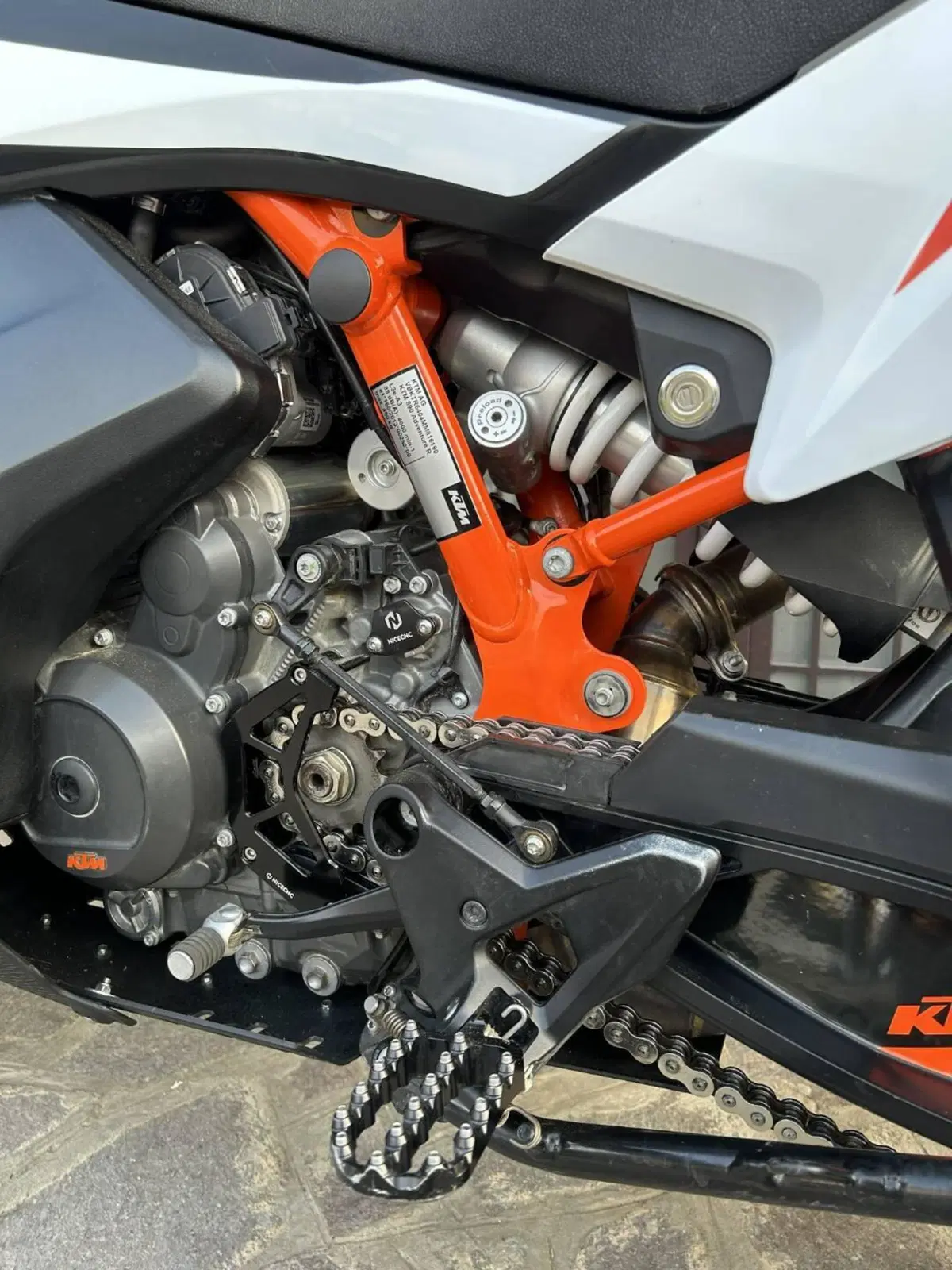 KTM 890 Adventure R (2021 - 22) (8)