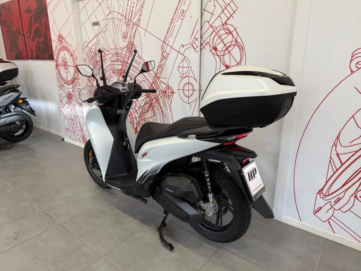 Honda SH 125i (2024 - 25) (6)