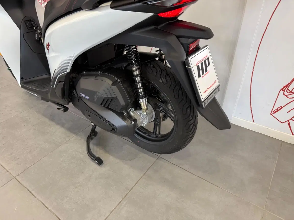 Honda SH 125i (2024 - 25) (15)