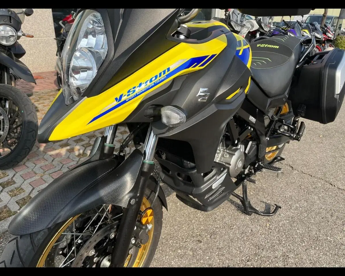 Suzuki V-Strom 650XT (2021 - 25) (9)