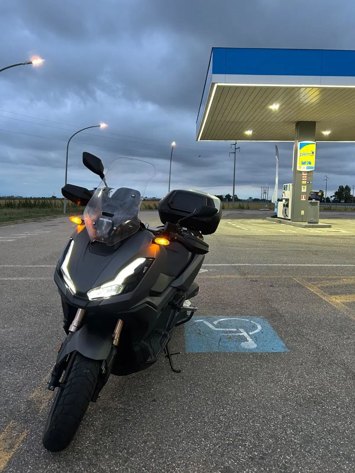 Honda ADV 350 (2022 - 24) (3)