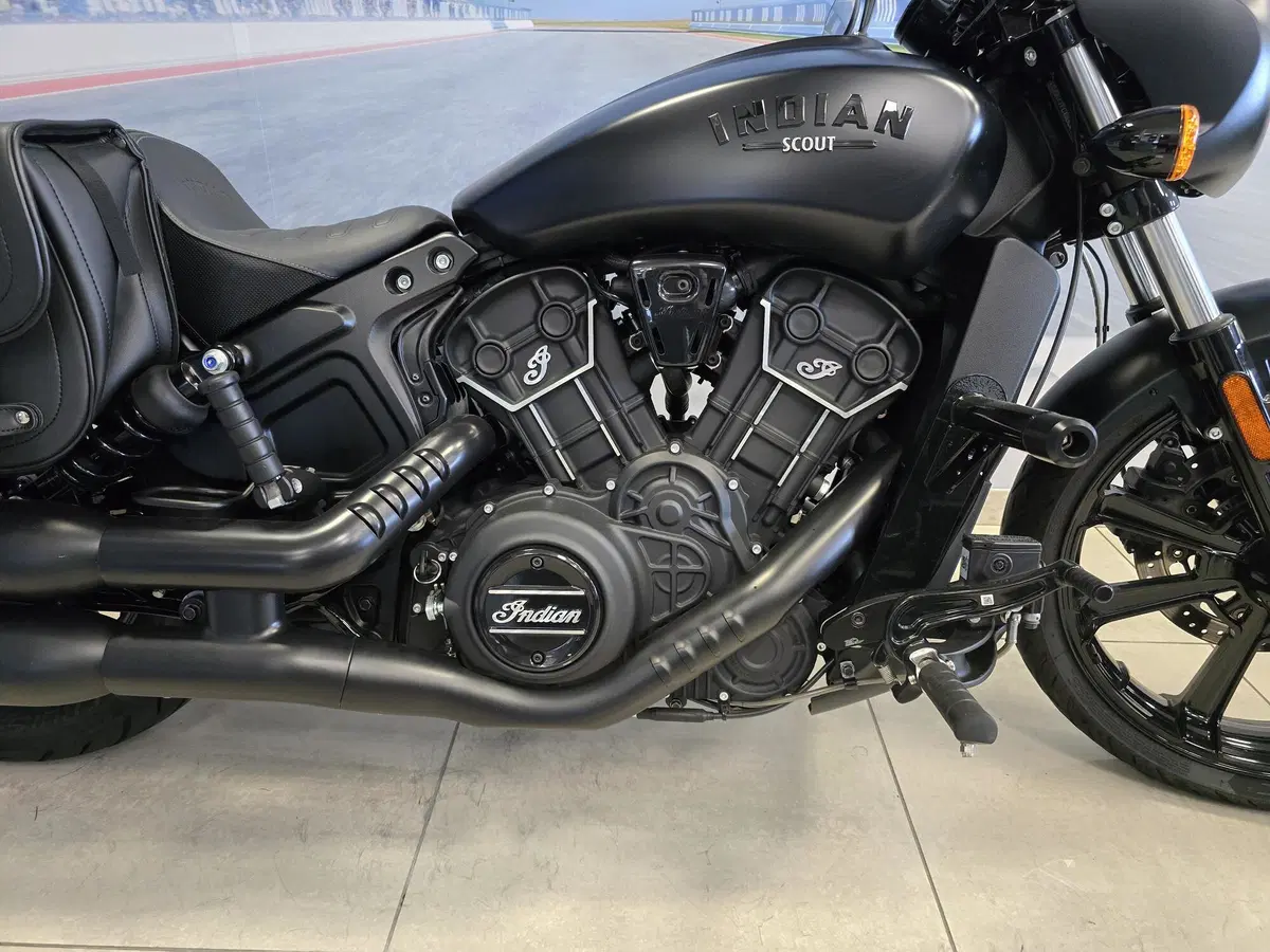 Indian Scout 1133 Rogue (2022 - 25) (20)