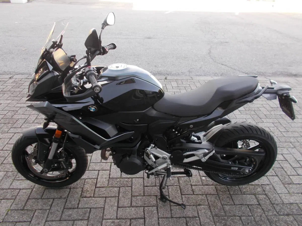 Bmw F 900 XR (2025 - 27) (3)