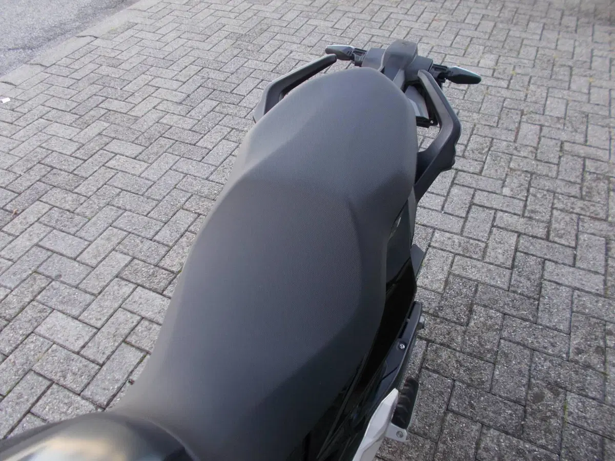 Bmw F 900 XR (2025 - 27) (4)