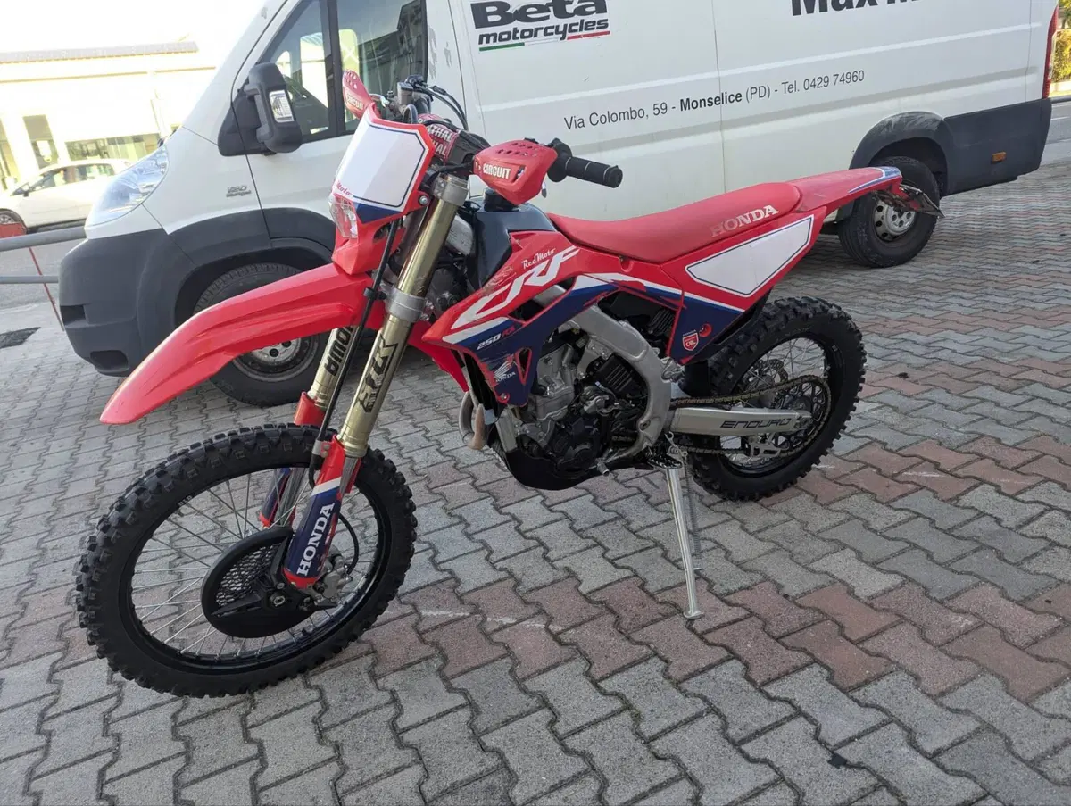 Honda CRF 250RX Enduro (2022) (4)