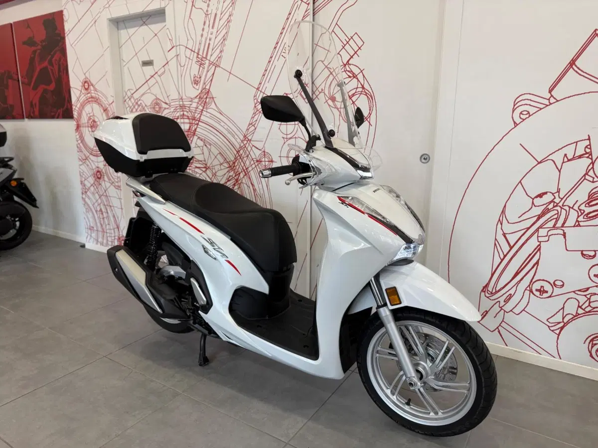 Honda SH 350 (2021 - 24) (2)