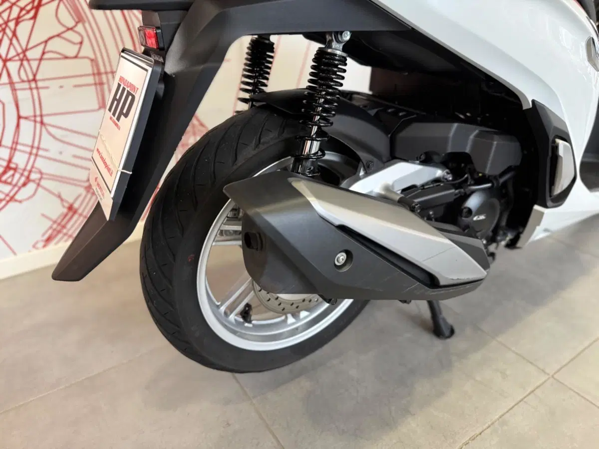 Honda SH 350 (2021 - 24) (10)
