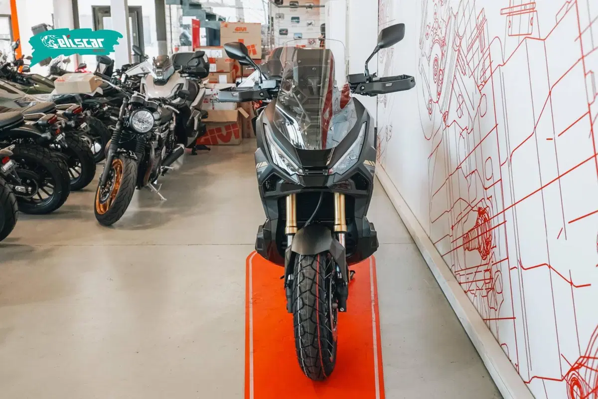 Honda X-ADV 750 Special Edition (2026 - 27) (3)