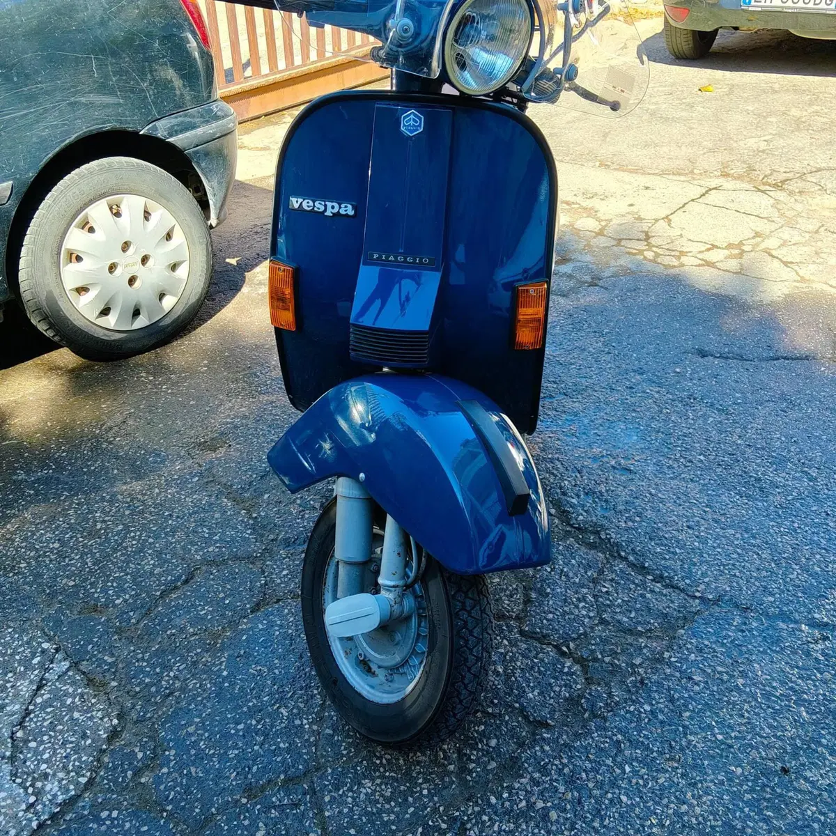 Piaggio VESPA 150 PX (8)