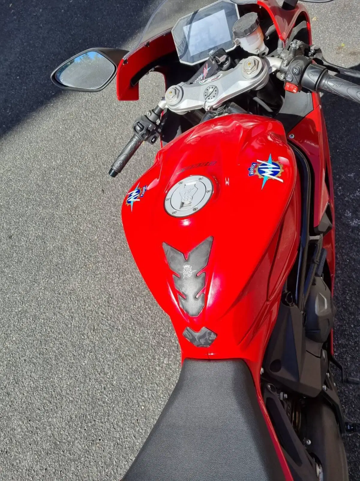 MV Agusta F3 800 Rosso (2021 - 23) (4)