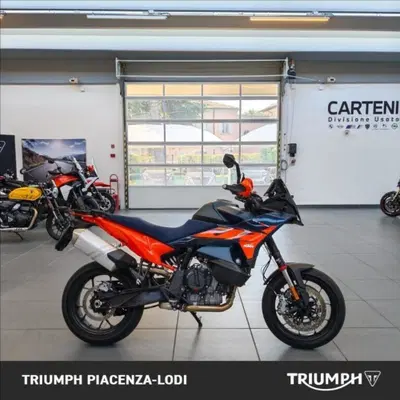 KTM 890 SMT (2026) usata