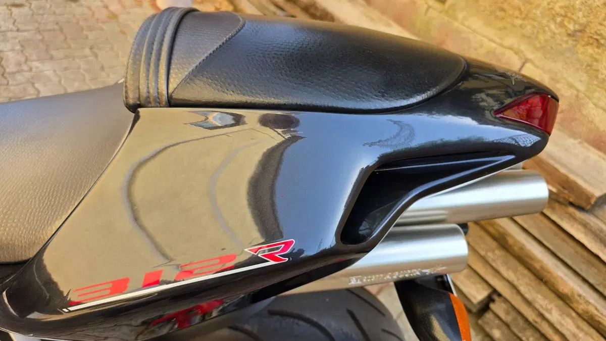 MV Agusta F4 1000 312 R (2007 - 09) (4)