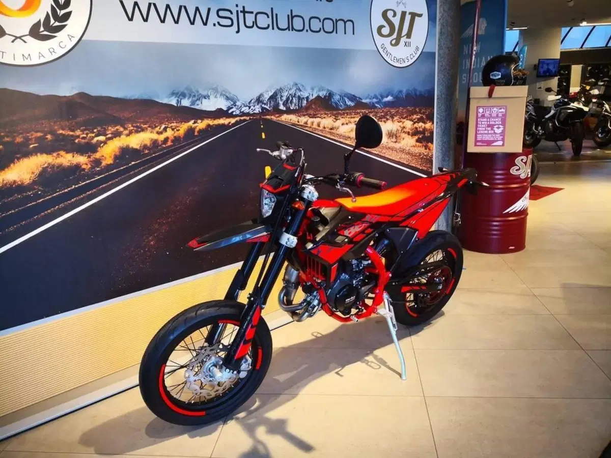 Betamotor RR 50 Motard Track (2021 - 26) (11)