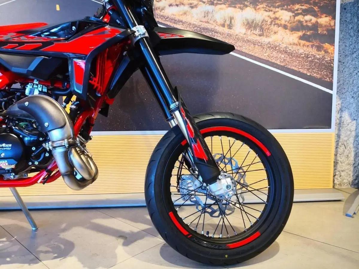 Betamotor RR 50 Motard Track (2021 - 26) (3)
